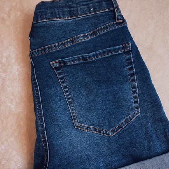 High-waisted denim shorts - Picture 4 of 4